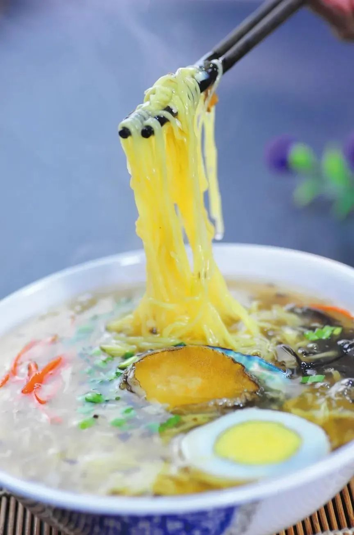 蓬莱小面（图源：央视新闻）