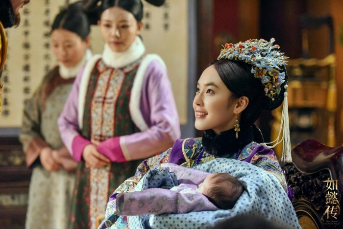 张佳宁在《如懿传》里饰演湄若