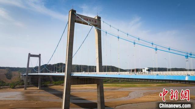 图为郑云高速公路桃花峪黄河大桥。河南省交通运输厅供图