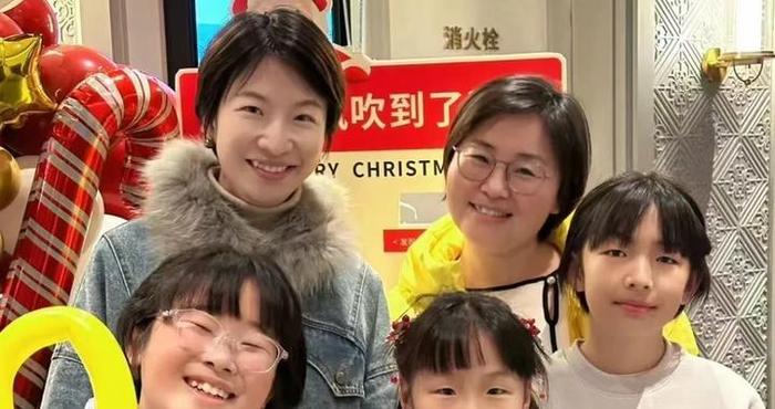 “五口之家”的离婚搭子