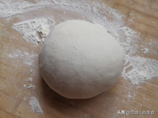 春天包饺子萝卜白菜靠边站，用它做馅比肉馅好吃，连吃30个真鲜！