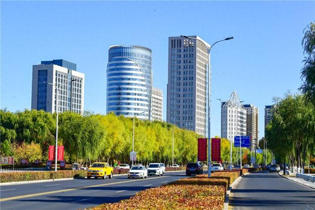 通辽市城区一角。张启民 摄（资料图）