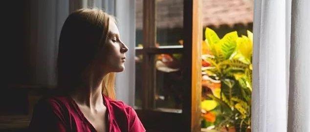 “女人不需要有思想，生娃、会干活就可以了，这样的人生有什么意思？”向央视求救、走出深山后的她消失了22年，如今怎么样了？