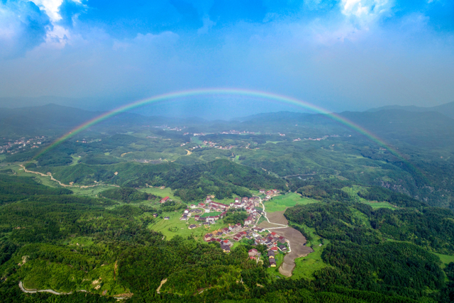 俯瞰木兰溪源省级自然保护区。张力 摄