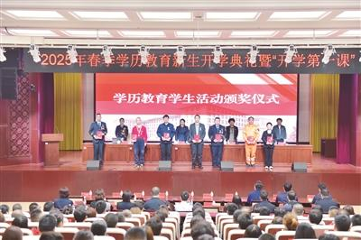 劳动午报记者 彭程 摄