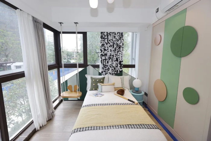 阳台“爆改”儿童房，空间可塑性强。实景图