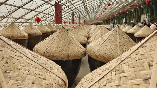 宜都土老憨橘醋庄园里的一处酿醋车间，10年橘醋的售价高达700多元一斤。 澎湃新闻记者 王岱玉 图