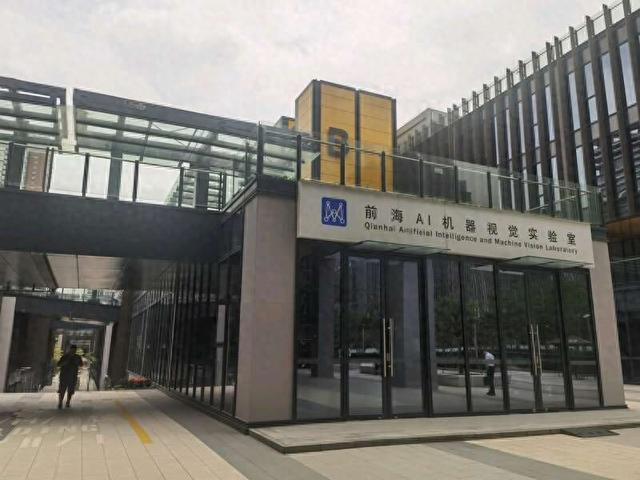 梦工场二期成为深港青年创新创业的圆梦加速区。武欣中/摄