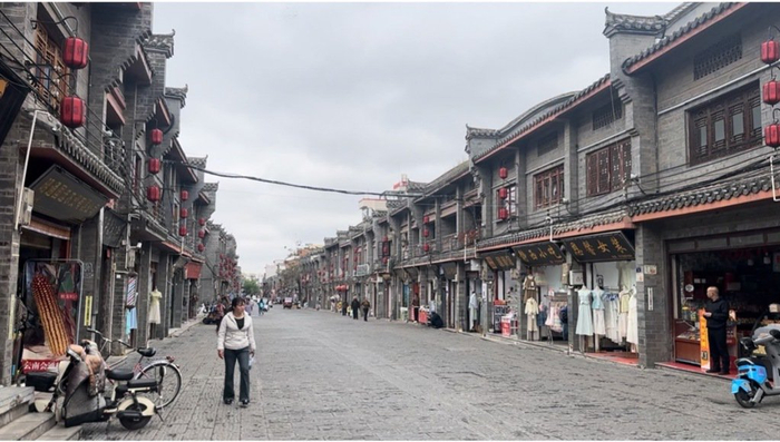 当黄德勇再次踏上故土，对眼前的一切毫无印象，北正街已发生了巨大的变化。