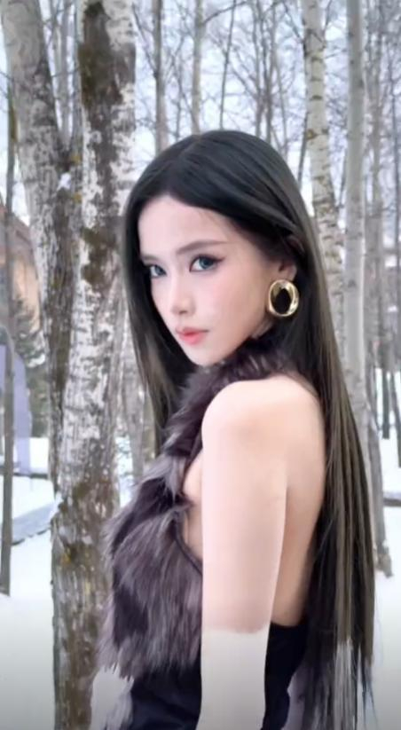 来源：九派新闻综合复旦求是、中国蓝新闻、向阳视频、海报新闻、微言教育