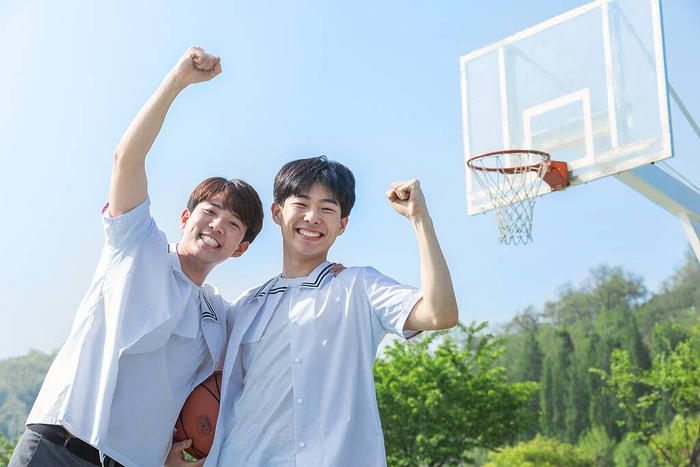 闪电心灵愈站 | 孩子被惯坏了怎么办？ 心理专家：“海沃塔聊天法”让孩子乐观阳光