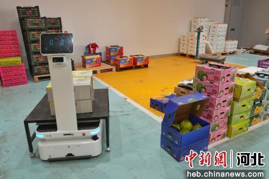 食品展销会现场。 天泽 摄