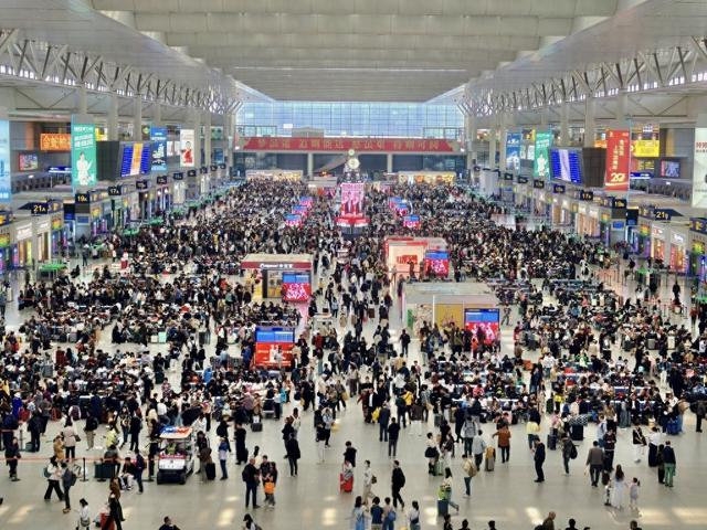 虹桥火车站候车大厅 本文图均为铁路上海站供图