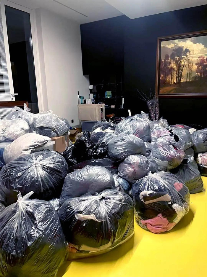 ▲郭利敏团队帮客户家断舍离