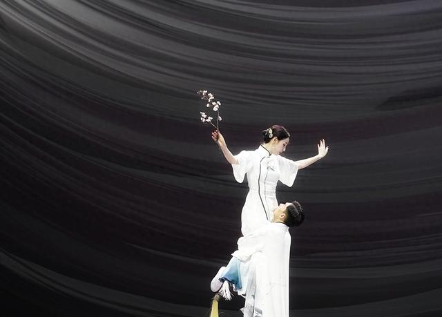 北京人艺话剧《风雪夜归人》剧照。北京日报客户端记者方非摄