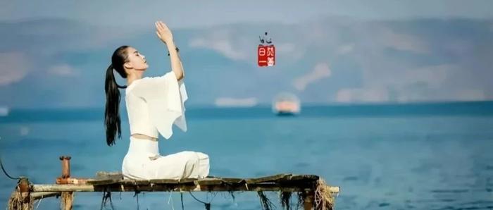当一个人不再联系你了，最好的做法：一个字