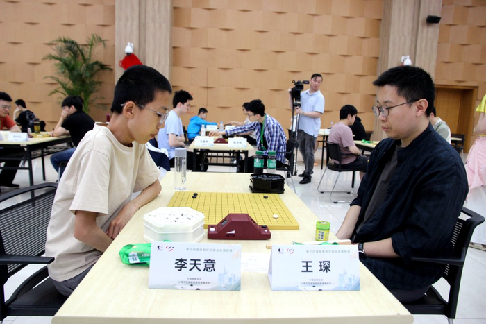 今年的陈毅杯参赛选手呈现年轻化的趋势。