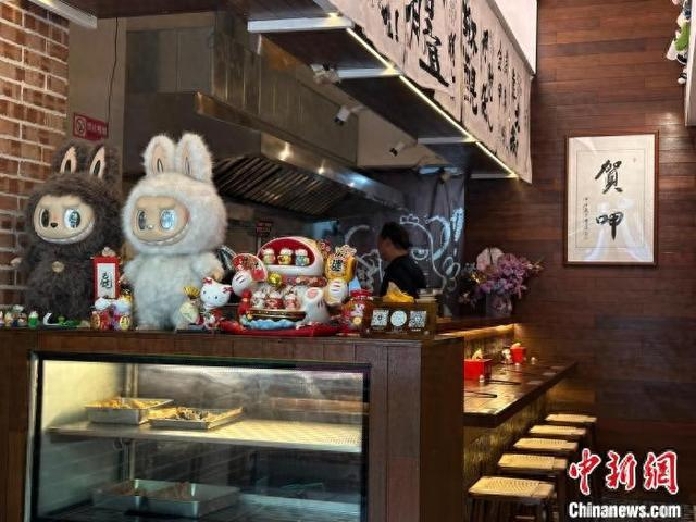5月5日，台湾风味美食店“贺呷”一景。受访者供图