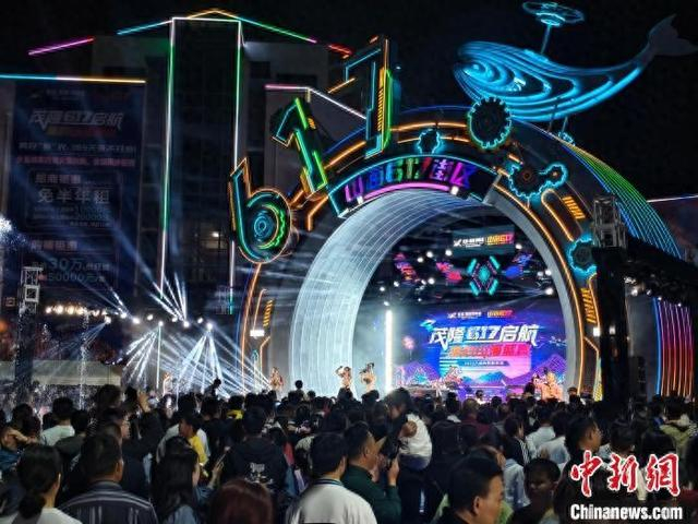 霞浦2025八闽美食嘉年华活动现场。林炜钦 摄