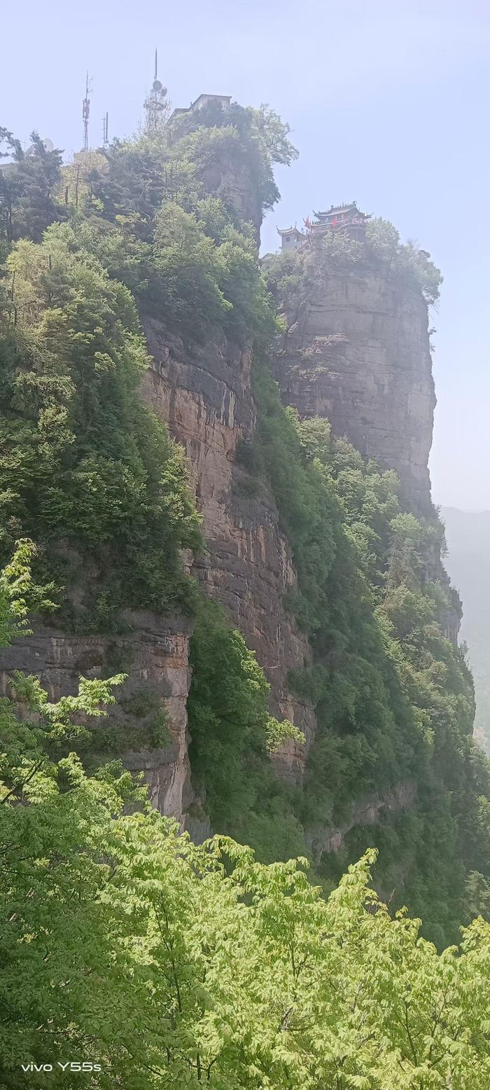 与其仰望别人，不如提升自己