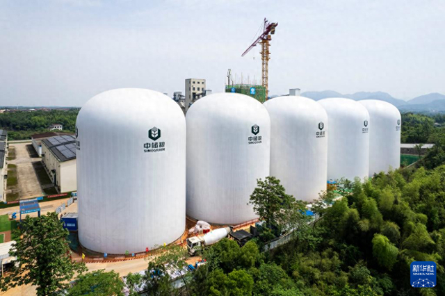 这是5月6日在中储粮长沙直属库拍摄的气膜粮仓建设施工现场（无人机照片）。新华社记者 陈思汗 摄