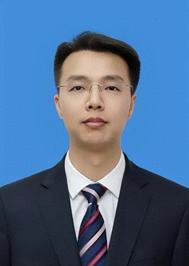 管聪