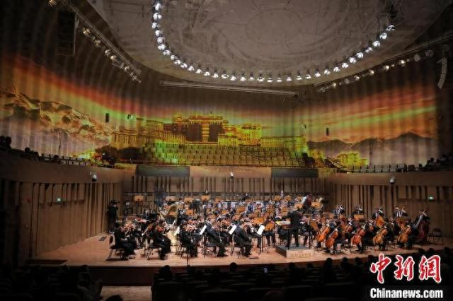 演出现场。唐倩 摄