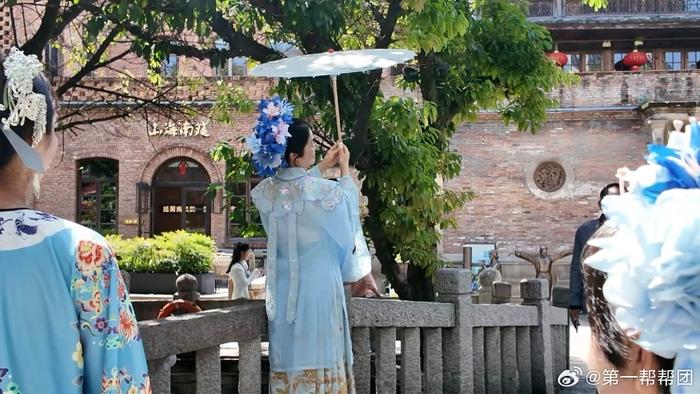 “簪”起霞光，“愈”见星光——“星妈妈”母亲节的治愈之旅