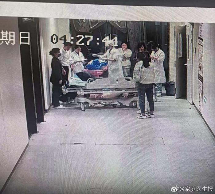惊险10分钟！产妇门诊大厅急产，医护人员“就地接生” 保母子平安