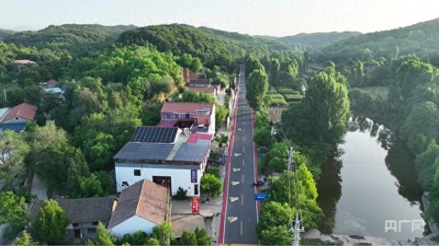 济源南山产业旅游路大沟河段（央广网发 济源示范区交通运输局供图）