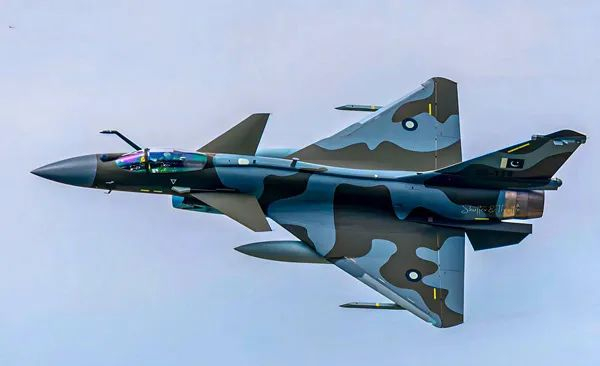 巴基斯坦空军歼-10CE战机 社交媒体