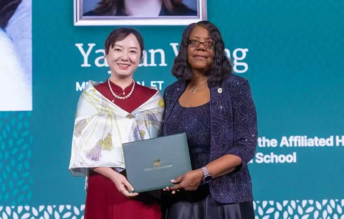 止血钳怎么造【国际护士节】数以百万“造口人”,造就专业的“玫瑰守护者”_新闻资讯_第7张_活检穿刺产品网 止血钳怎么造【国际护士节】数以百万“造口人”,造就专业的“玫瑰守护者”_https://www.jmylbn.com_新闻资讯_第7张