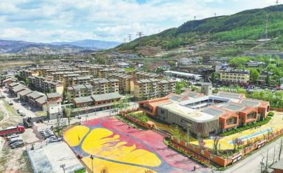   昭觉县昭美社区，部分悬崖村人下山后住在这里。