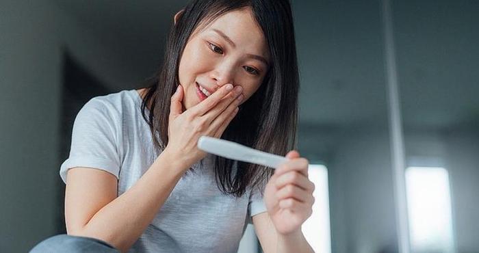 备孕时，女性内裤上出现“2物”说明怀孕的时机来了，快抓住机会