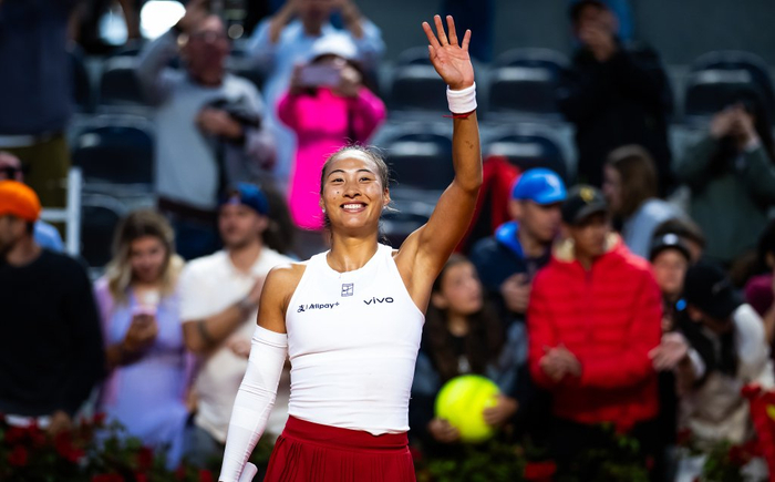 郑钦文晋级罗马站八强。