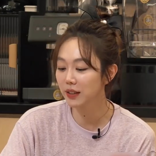 来源：钱江晚报、潇湘晨报、@当事人社交平台、网友评论