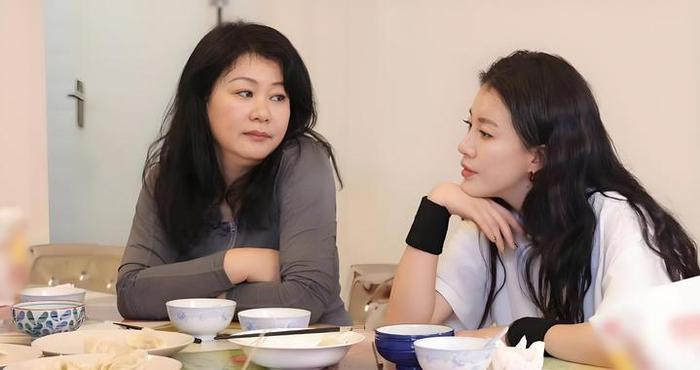 请告诉孩子，真实的爱一定不完美，配享太庙的完美妈妈是不存在的