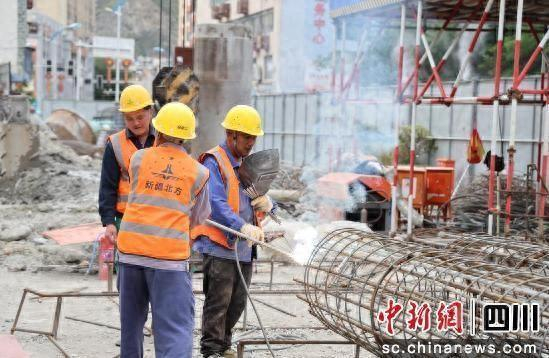 施工现场。汶川县委宣传部供图