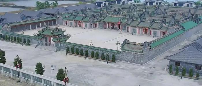 广东汕头通报“10亿违建豪宅”被责令拆除：依法追究刑事责任，严肃追责问责！