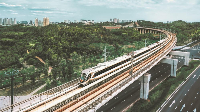     成都资阳S3线。 本报资料图片