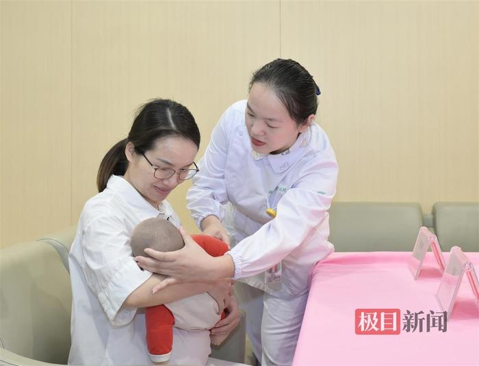 “3天20元轻松回奶”？网传产后回奶秘方火爆！泌乳顾问：勿听信网络偏方，建议母乳亲喂