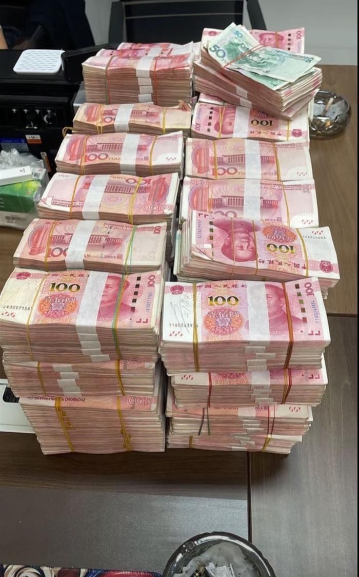 网传吸引力法则称刷到接住可暴富