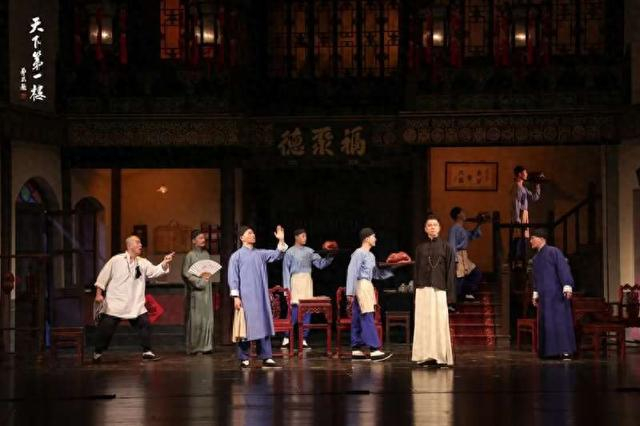 《天下第一楼》剧照。李春光/摄