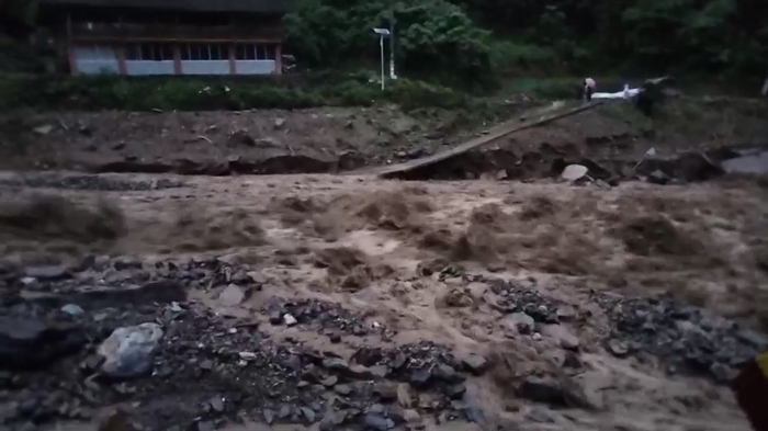 龙胜各族自治县泗水乡三舍村突发山洪泥石流灾害。受访者供图