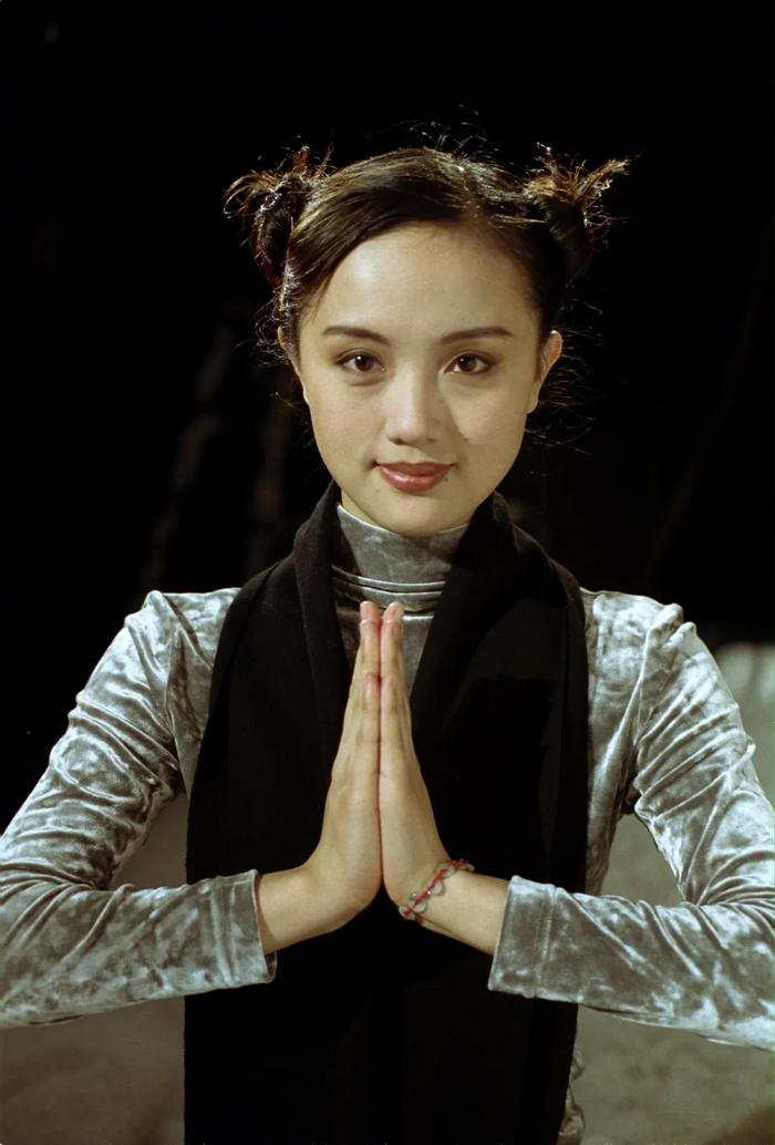 话剧《思凡》1998年（朱媛媛饰小尼姑）