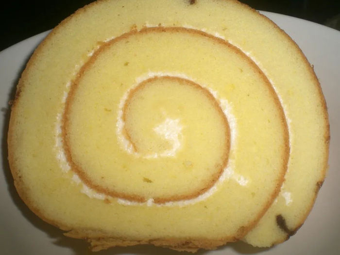 瑞士卷，也叫蛋糕卷或卷心蛋糕，图源：Coarelboi