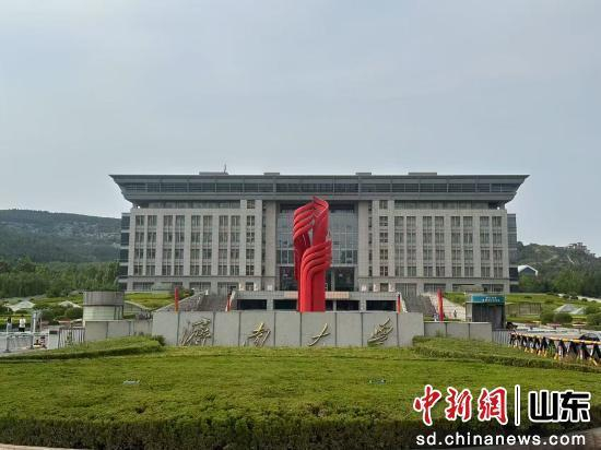 济南大学主校区。孙倩 摄 