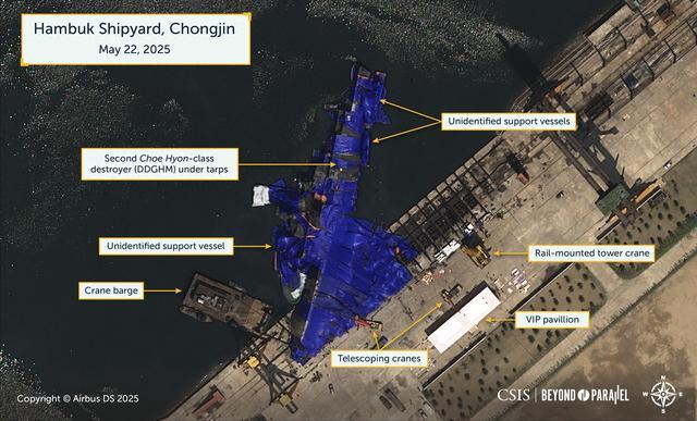 目前唯一反映事故后朝鲜驱逐舰状况的公开照片,由空客DS的卫星在5月22日拍摄