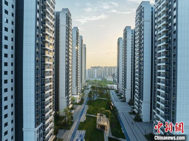 广东首单保障房定购项目——白云珑璟华庭27日正式交付。中建国际投资 供图