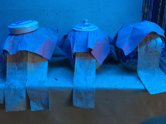 蛊坛。湖南张家界土司城九重吊脚楼展品，2017，笔者摄